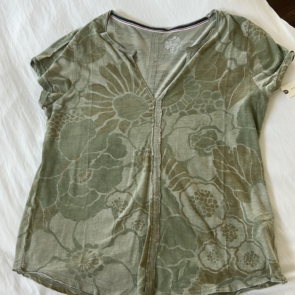 Pilcro t-shirt small